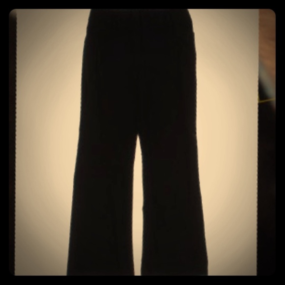 Amy Byer flowy black dress pants 💕SALE